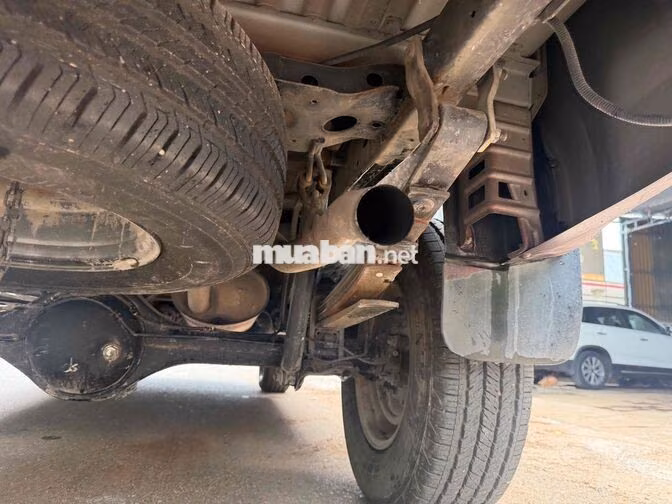 Isuzu Dmax 3.0 Dầu Đỏ