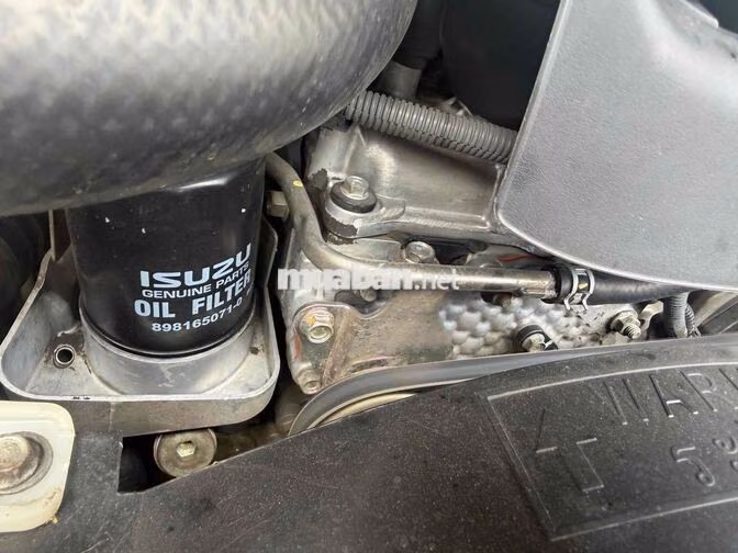 Isuzu Dmax 3.0 Dầu Đỏ