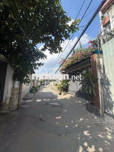 bán 02 lô đất mặt tiền đường số 8, dt mỗi lô 156m giá chỉ 7.3 tỷ 1 lô