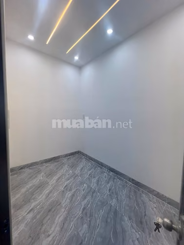 Nhà mới chính chủ 1T1L, 4x13,3pn, 930tr ngã 3 Mỹ hạnh, gần KCN Xuyên Á