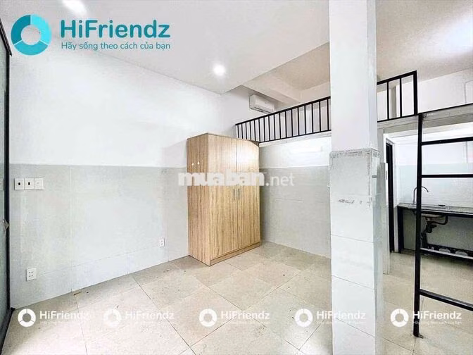 KIOT MẶT BẰNG - CÓ GÁC Ở LẠI MÁY LẠNH - NGAY CHỢ