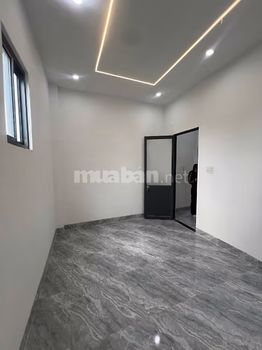 Nhà mới chính chủ 1T1L, 4x13,3pn, 930tr ngã 3 Mỹ hạnh, gần KCN Xuyên Á