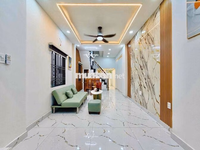 siêu phẩm nhà đẹp 3 tầng 3pn chỉ hơn 3tỷ…