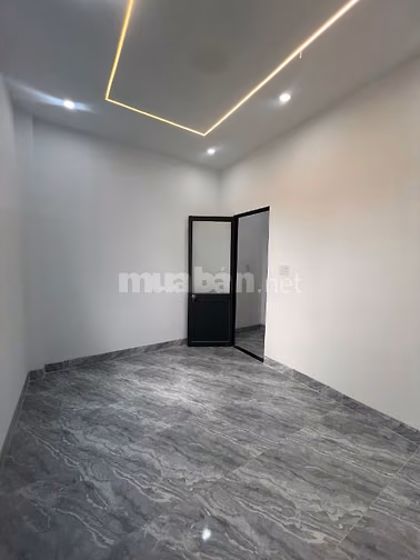 Nhà mới chính chủ 1T1L, 4x13,3pn, 930tr ngã 3 Mỹ hạnh, gần KCN Xuyên Á