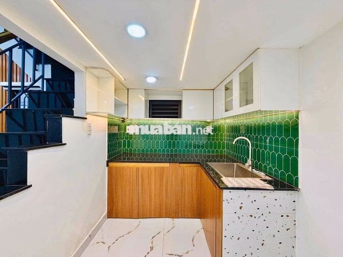 siêu phẩm nhà đẹp 3 tầng 3pn chỉ hơn 3tỷ…