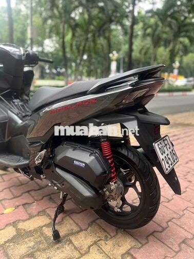 Honda Air Blade 125 ABS 2026 Xám 2000 km