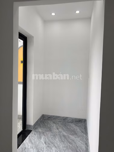 Nhà mới chính chủ 1T1L, 4x13,3pn, 930tr ngã 3 Mỹ hạnh, gần KCN Xuyên Á
