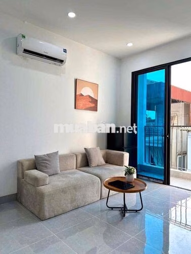 Cho thuê căn hộ duplex 2 chỗ ngủ ở được 3-4 bạn chỉ 6tr6 gần ĐH UFM