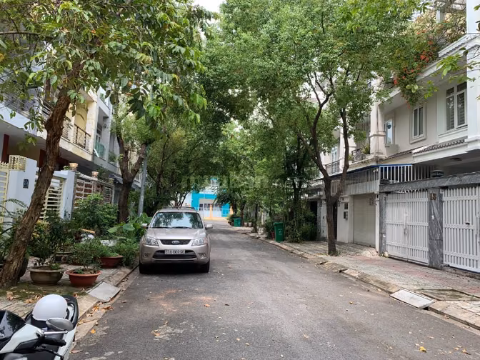 Bán đất nền 5x18 Sadeco Ven Sông Tân Phong Q7 
