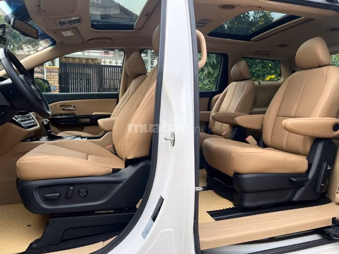 XE KIA SEDONA 2.2L DATH 2017. 