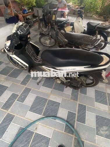 Yamaha Novo 5 Trắng đen Xe tay ga