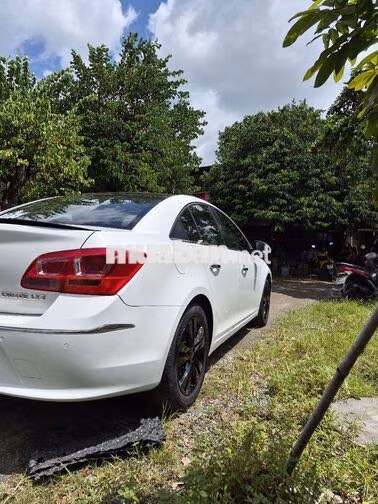 Chevrolet Cruze LTZ 2016 Trắng Tự động 97000 km