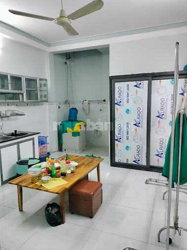 Chính chủ kẹt tiền bán gấp nhà Nguyễn Văn Thương 3,9 tỷ / 39m2 SHR