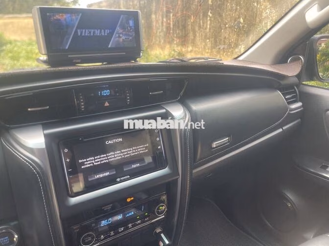 Toyota Fortuner 2022 Dầu Số tự động 73.490 km Nâu