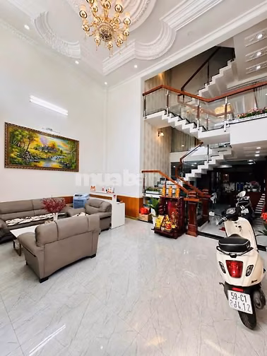 ⭐️Nhà 4 lầu DT:6,5x16m tuyệt đẹp hẻm xe hơi 5m Phan Huy Ích, P12