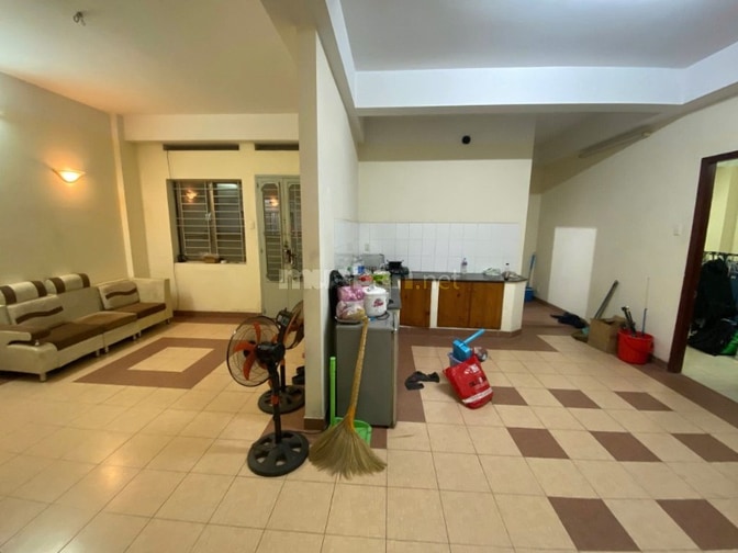 Chung cư 590- CMT8-P.Nhiêu Lộc:80m2,2p ngủ, không NT giá 11tr/th