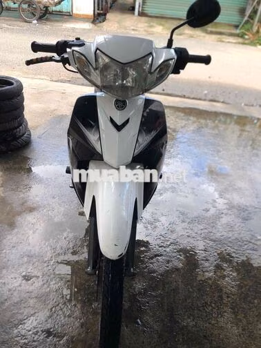 Yamaha Sirius 2013 Trắng đen