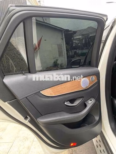 Mercedes GLC250 4matic 2020 Trắng 90000 km