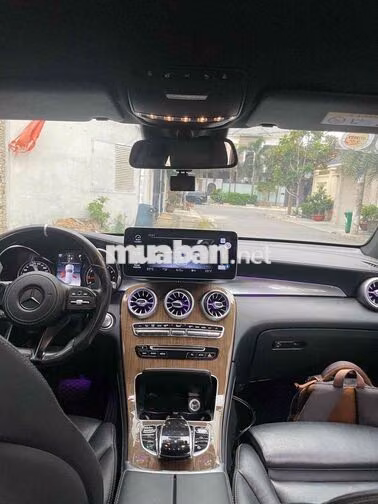 Mercedes GLC250 4matic 2020 Trắng 90000 km