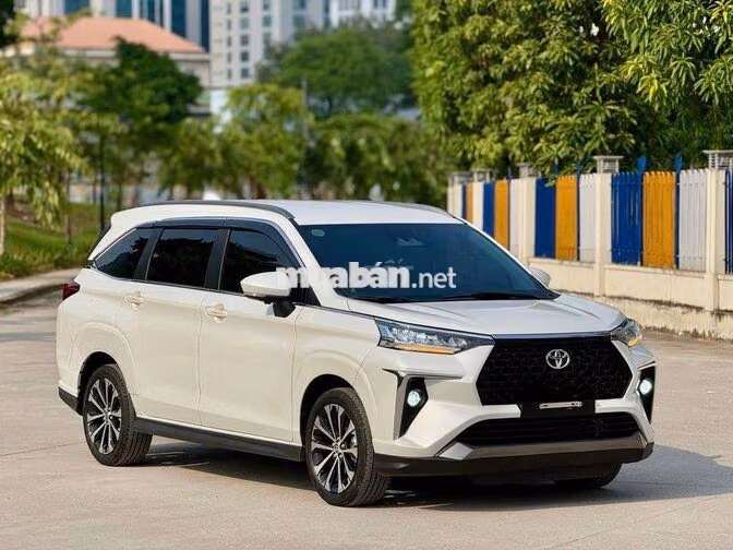 Toyota Veloz Top 2026 Trắng Da