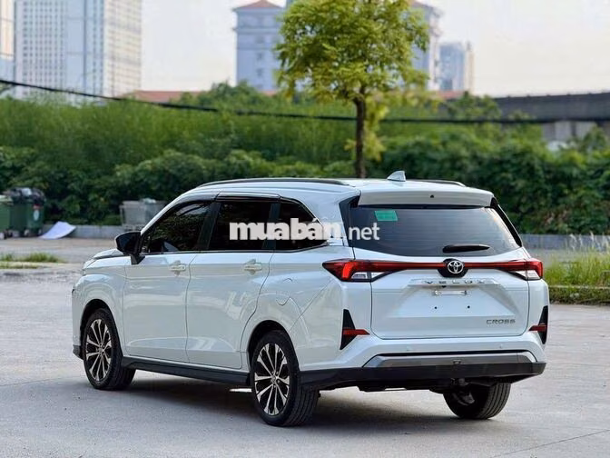 Toyota Veloz Top 2026 Trắng Da