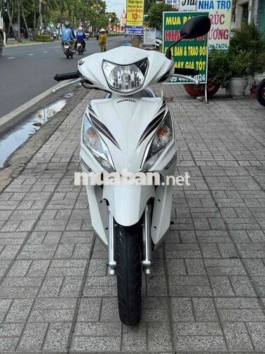 Honda Vision Trắng xe đẹp máy zin biển 67