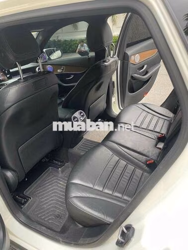Mercedes GLC250 4matic 2020 Trắng 90000 km