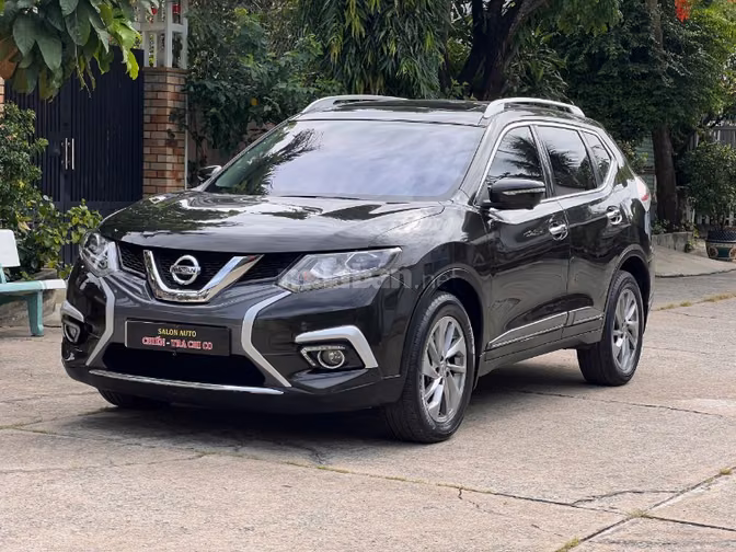 XE NISSAN X TRAIL 2.5 SV PREMIUM 4WD 2018