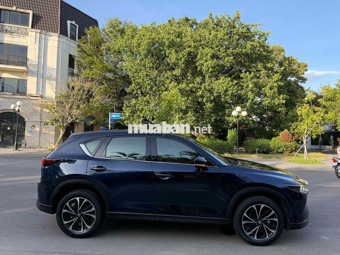 Mazda CX-5 2024 Xanh đen