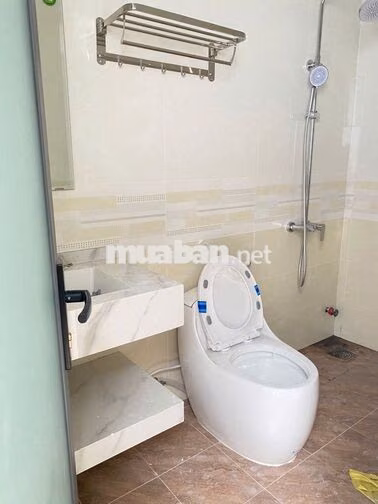 CẦN BÁN NHANH CĂN NHÀ PHỐ NGAY GẦN CHỢ TÂN HIỆP