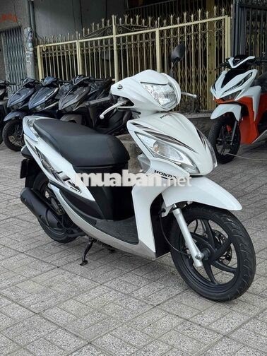Honda Vision Trắng xe đẹp máy zin biển 67
