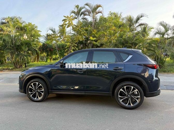 Mazda CX-5 2024 Xanh đen