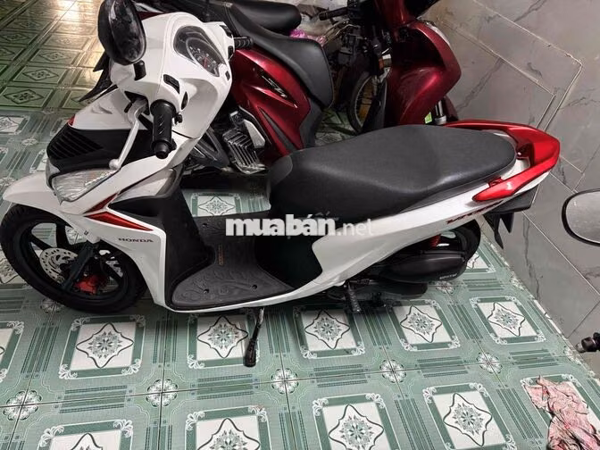 Honda Vision 2020 Trắng Việt Nam