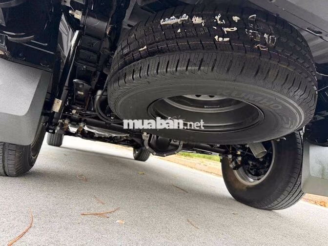 Ford Ranger XLS 2025 2.0L 4x4 AT Trắng sơn zin100%