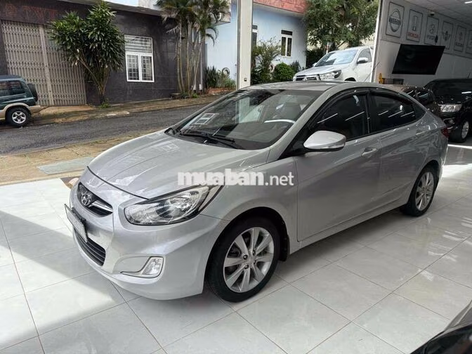 HYUNDAI ACCENT 2012 AT,XE CÒN KHÁ ĐẸP