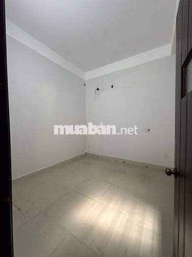 NHÀ 2 TẦNG MẶT TIỀN BÀU NĂNG- TRƯỚC BẾN XE