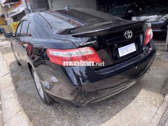 Toyota Camry 5 chỗ màu Đen