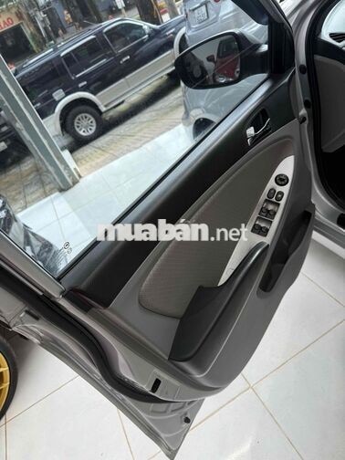 HYUNDAI ACCENT 2012 AT,XE CÒN KHÁ ĐẸP