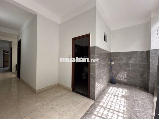 NHÀ 2 TẦNG MẶT TIỀN BÀU NĂNG- TRƯỚC BẾN XE