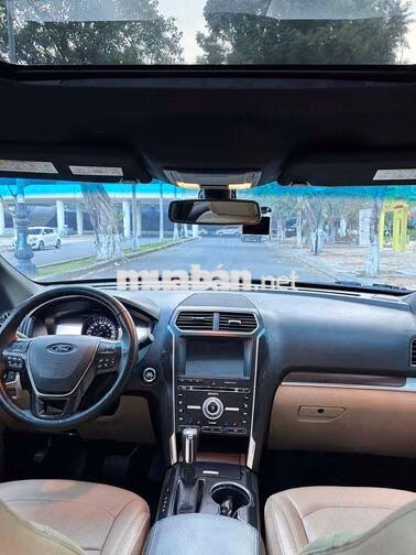 Ford Explorer 2.3 Ecoboost 2016 Trắng Mỹ