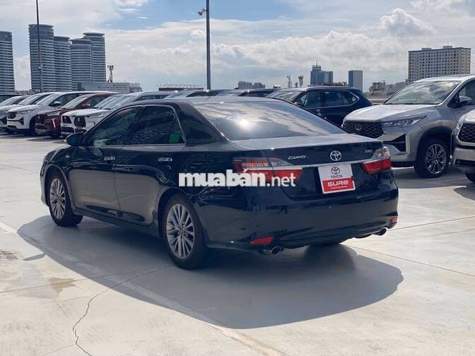 Toyota Camry 2.5Q 2018 48.000km Đen
