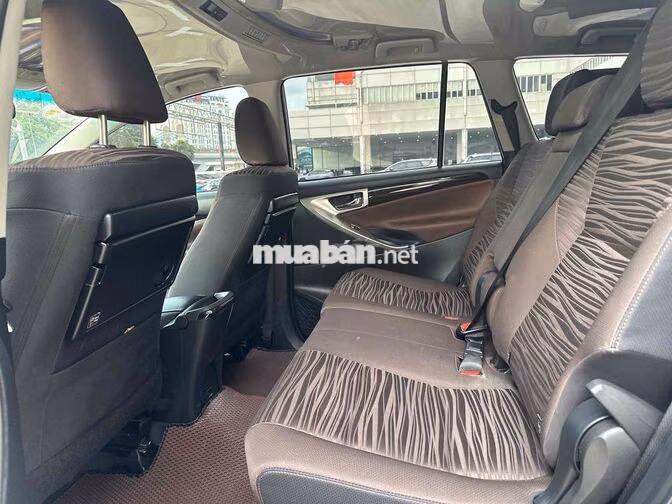 Toyota Innova G 2022 Số tự động Xám