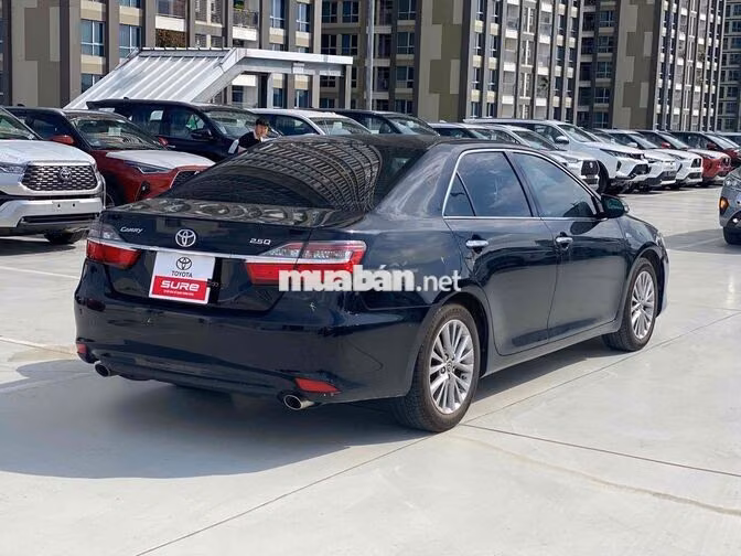 Toyota Camry 2.5Q 2018 48.000km Đen
