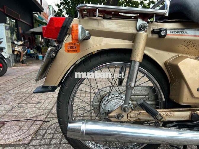 Honda Cub 82/90 Vàng đồng Tiền Giang