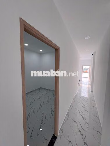 CHÍNH CHỦ BÁN NHÀ 2 LẦU GIÁ CHỈ 2 TỶ 6 - CHỢ RẠCH KIẾN - SỔ HỒNG RIÊNG