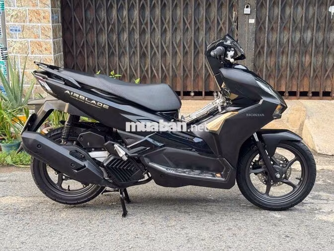 Airblade 4val 125/2023 dk 2/2024 chính chủ biển tp