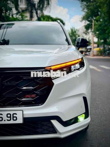 Honda CRV e:HEV RS 2024 Trắng Hybrid 21000 km