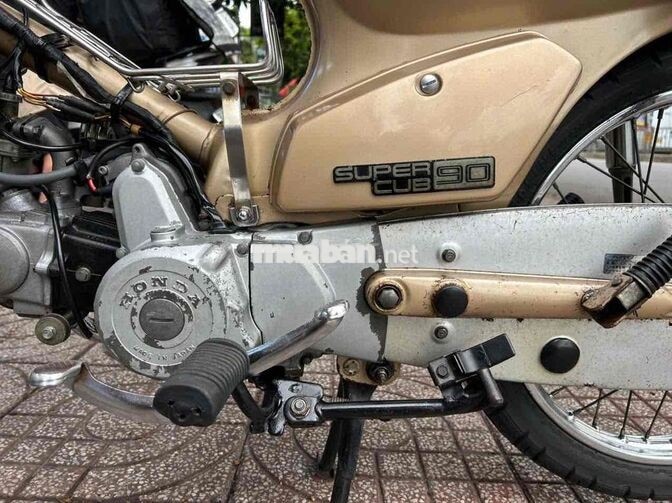 Honda Cub 82/90 Vàng đồng Tiền Giang