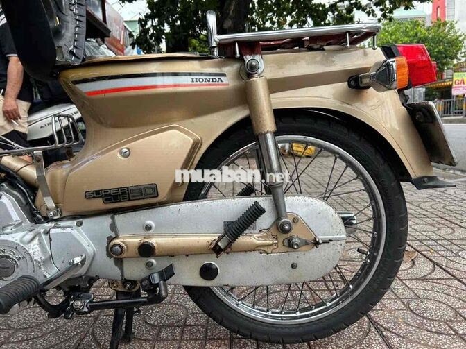 Honda Cub 82/90 Vàng đồng Tiền Giang