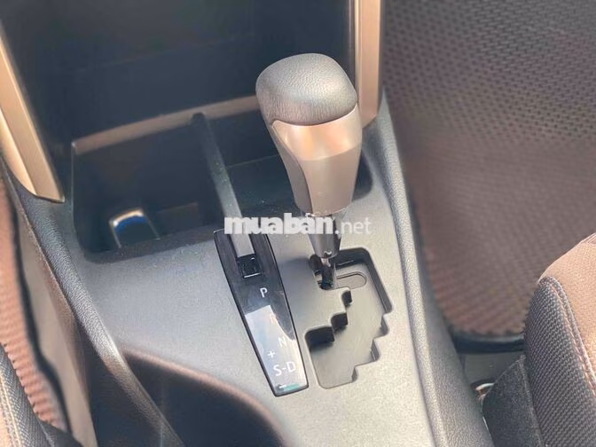 Toyota Innova 2.0G 2022 Bạc 50.000km